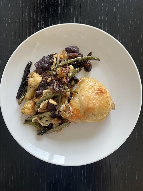 Liat Portal for Foodie Disorder - Grilled Chicken with Roasted Vegetables — illustrative photo